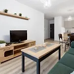 Poznan Airport Comfy Apartment